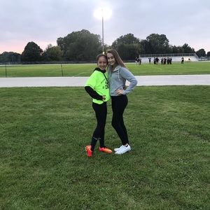 Meet your Posher, Nadia